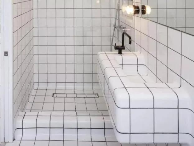 Chatillon Plus Citea Express Chambre Chez L Habitant Chatillon Metro Pour Nuitee Avec Acces Direct Paris Centre Et Espace Limite En Journee Paris Sans Nuitee Acces Limite 8H00-19H00 Depot Bagage Homestay